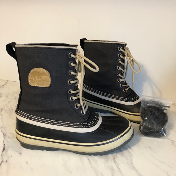 Sorel Winter Boots - Picture 5 of 9